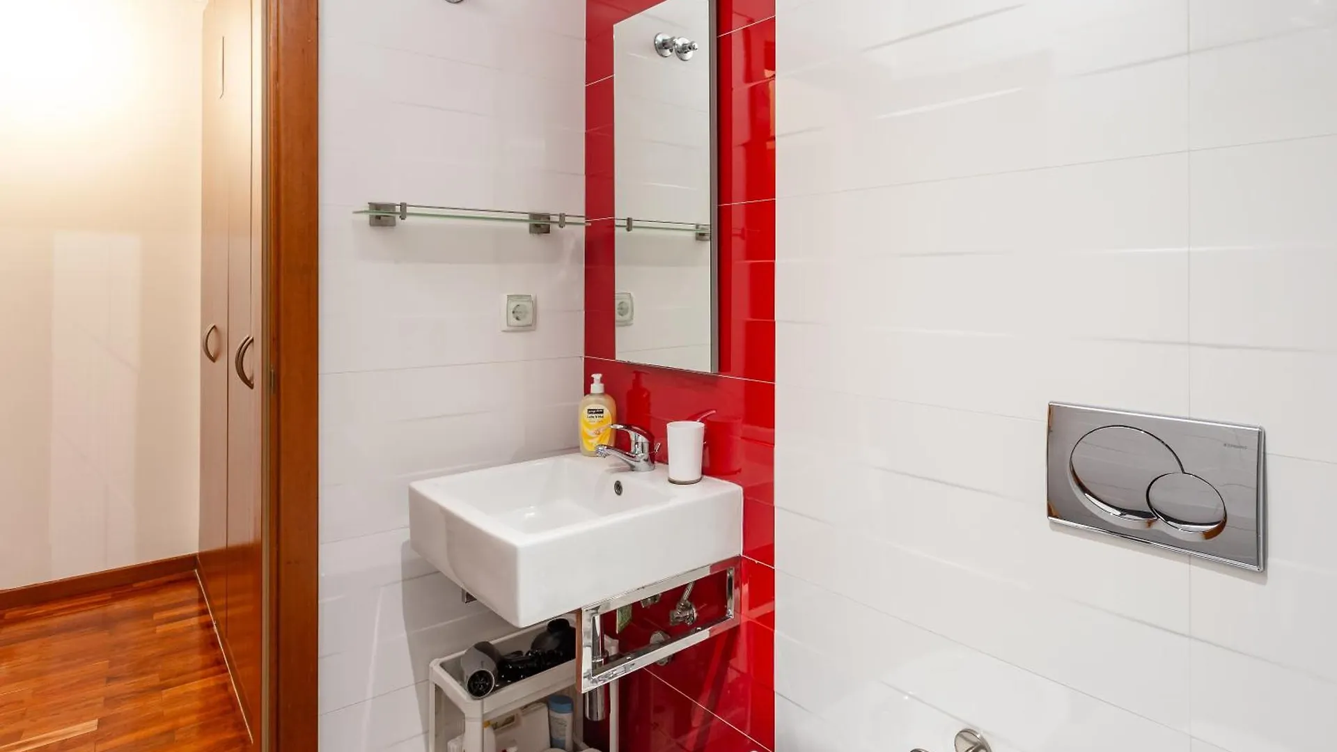 Central, Com Estacionamento Gratuito Lisbon Apartment