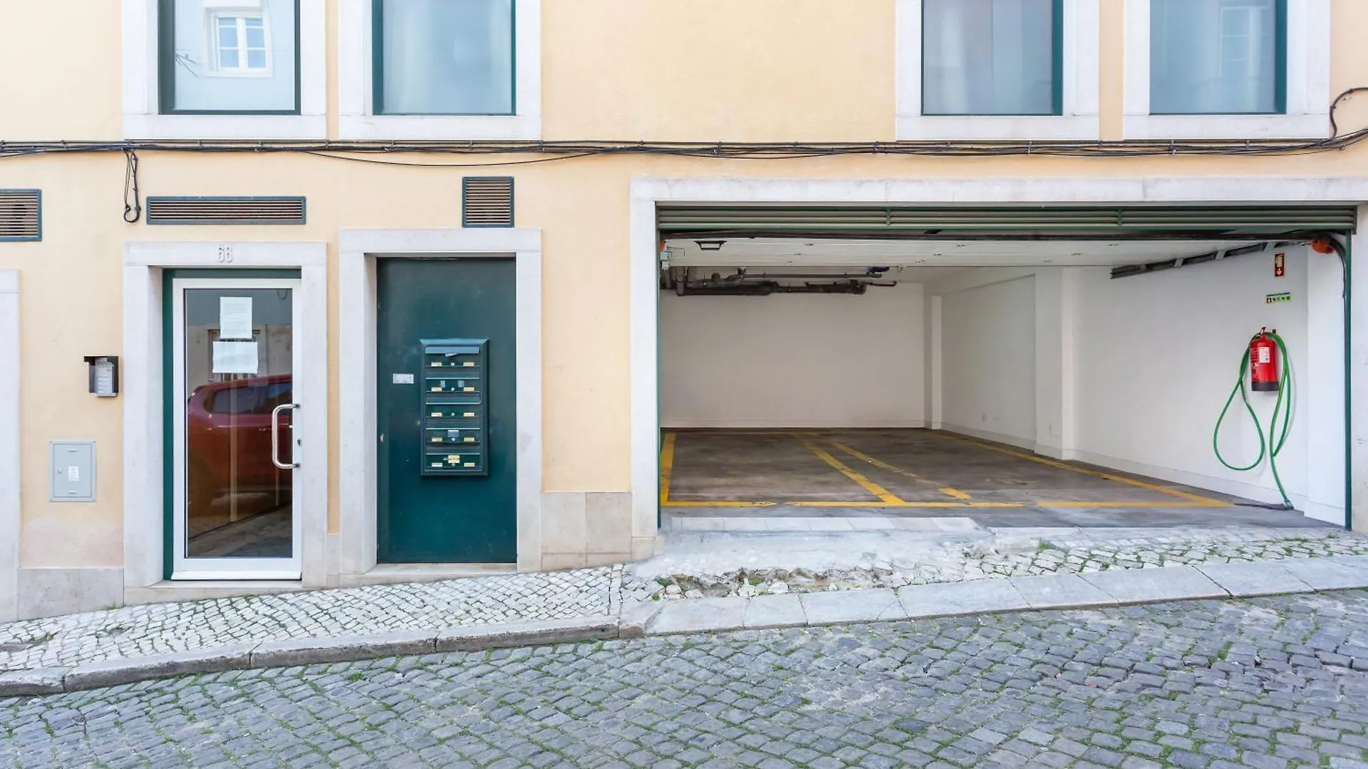 Apartment Central, Com Estacionamento Gratuito Lisbon Portugal